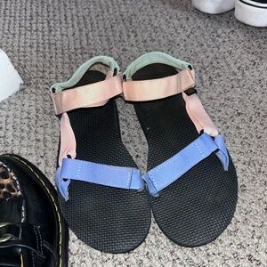Platform Tevas